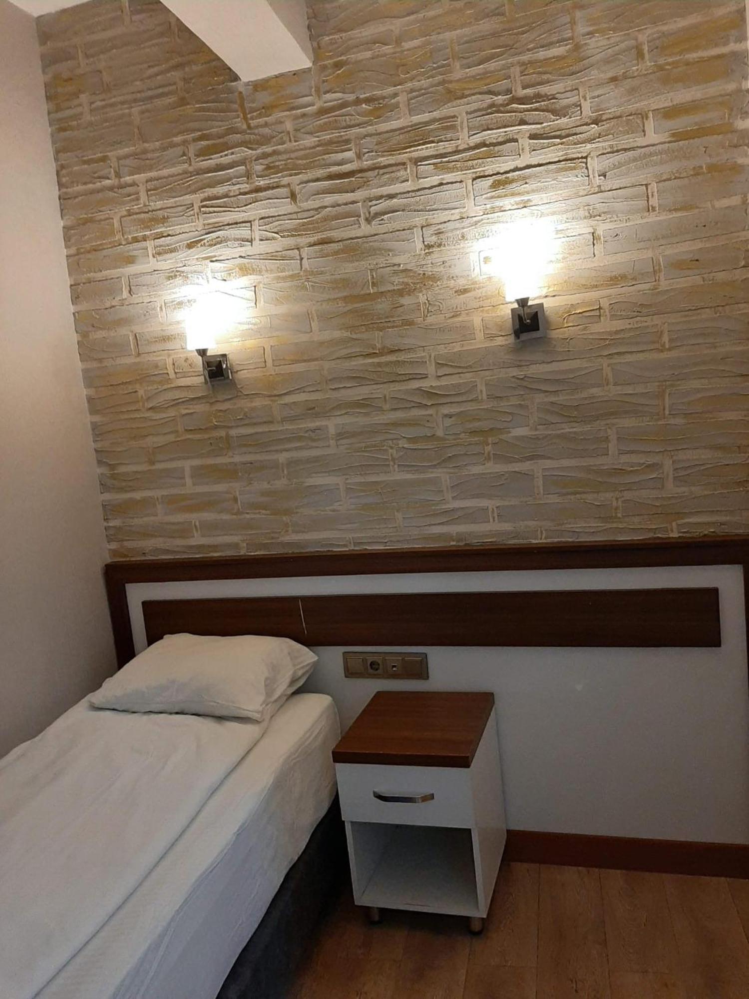 Hotel Kafkasya Kars Kültér fotó